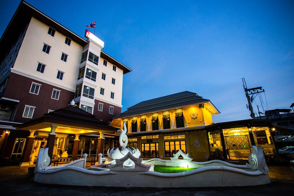 Madina Rayong Hotel Exterior foto