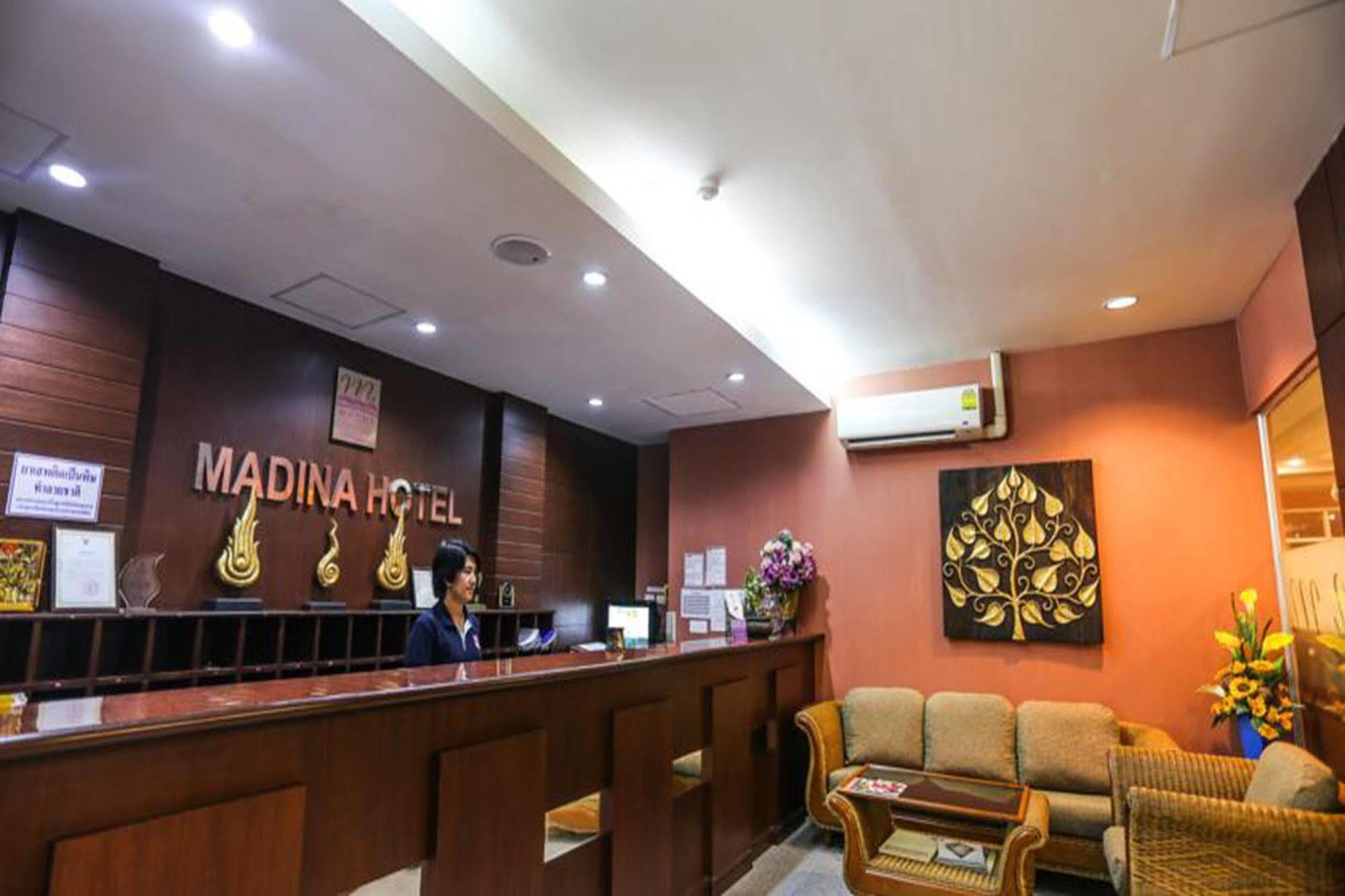 Madina Rayong Hotel Exterior foto